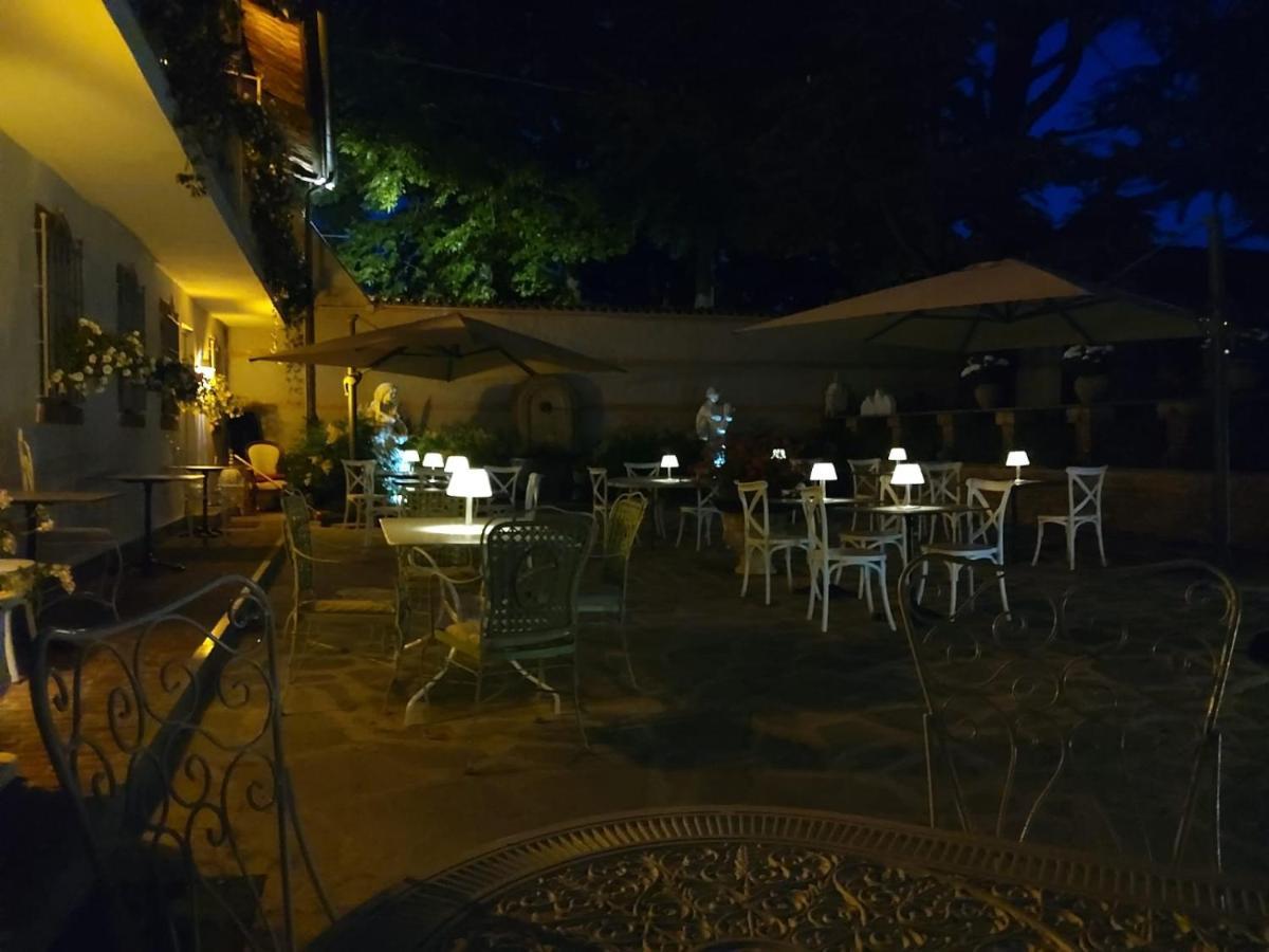 Antica Villa Cuneo- Guest House - "B&B E Non Un Hotel A Cuneo" Exterior photo