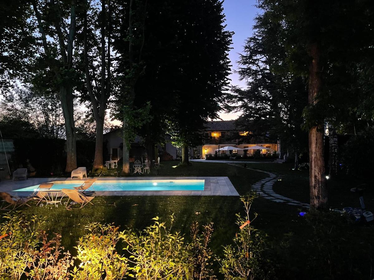 Antica Villa Cuneo- Guest House - "B&B E Non Un Hotel A Cuneo" Exterior photo