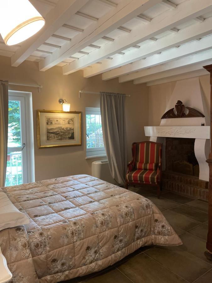 Antica Villa Cuneo- Guest House - "B&B E Non Un Hotel A Cuneo" Exterior photo