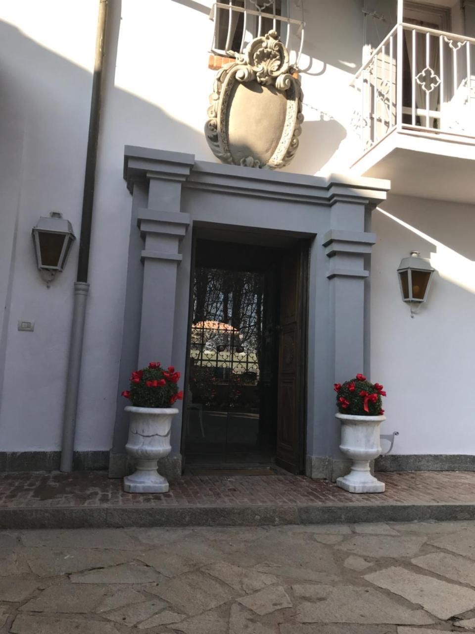 Antica Villa Cuneo- Guest House - "B&B E Non Un Hotel A Cuneo" Exterior photo