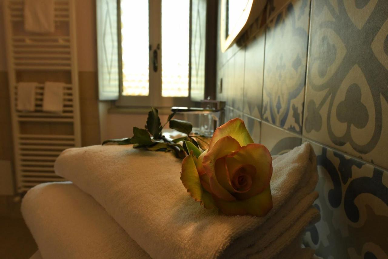 Antica Villa Cuneo- Guest House - "B&B E Non Un Hotel A Cuneo" Exterior photo