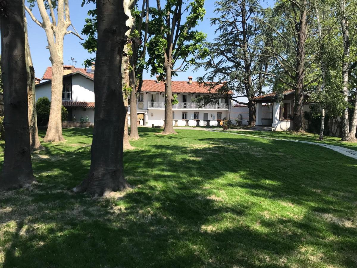 Antica Villa Cuneo- Guest House - "B&B E Non Un Hotel A Cuneo" Exterior photo