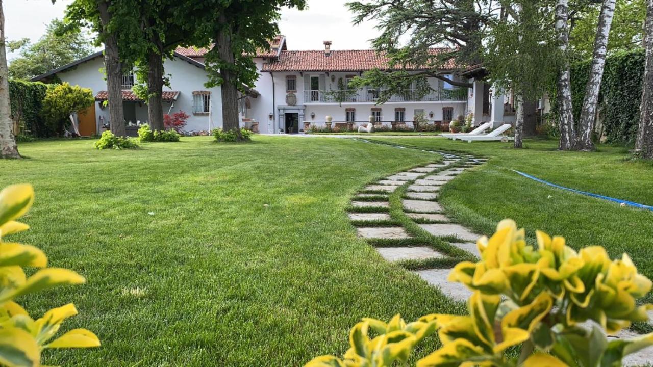 Antica Villa Cuneo- Guest House - "B&B E Non Un Hotel A Cuneo" Exterior photo